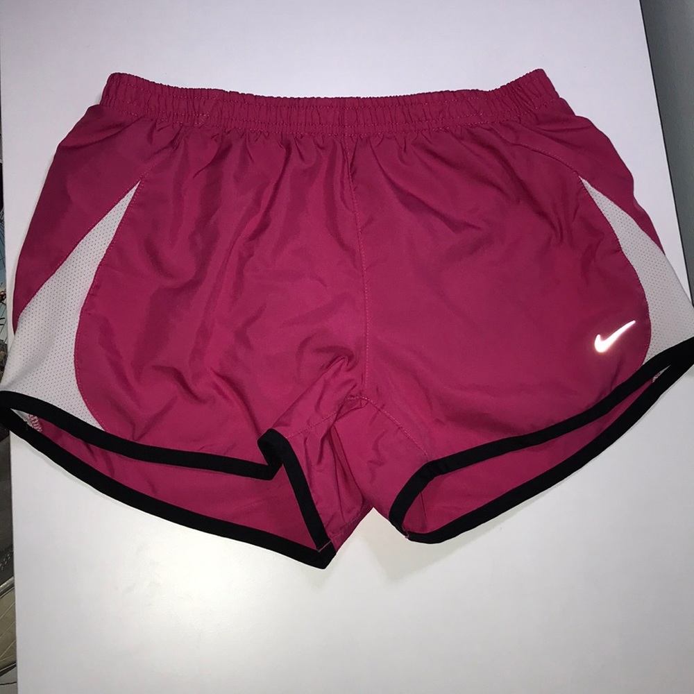 PINK NIKE SHORTS